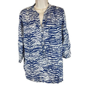 Antilia femme blue zebra striped blouse button up roll tab sleeves women’s large